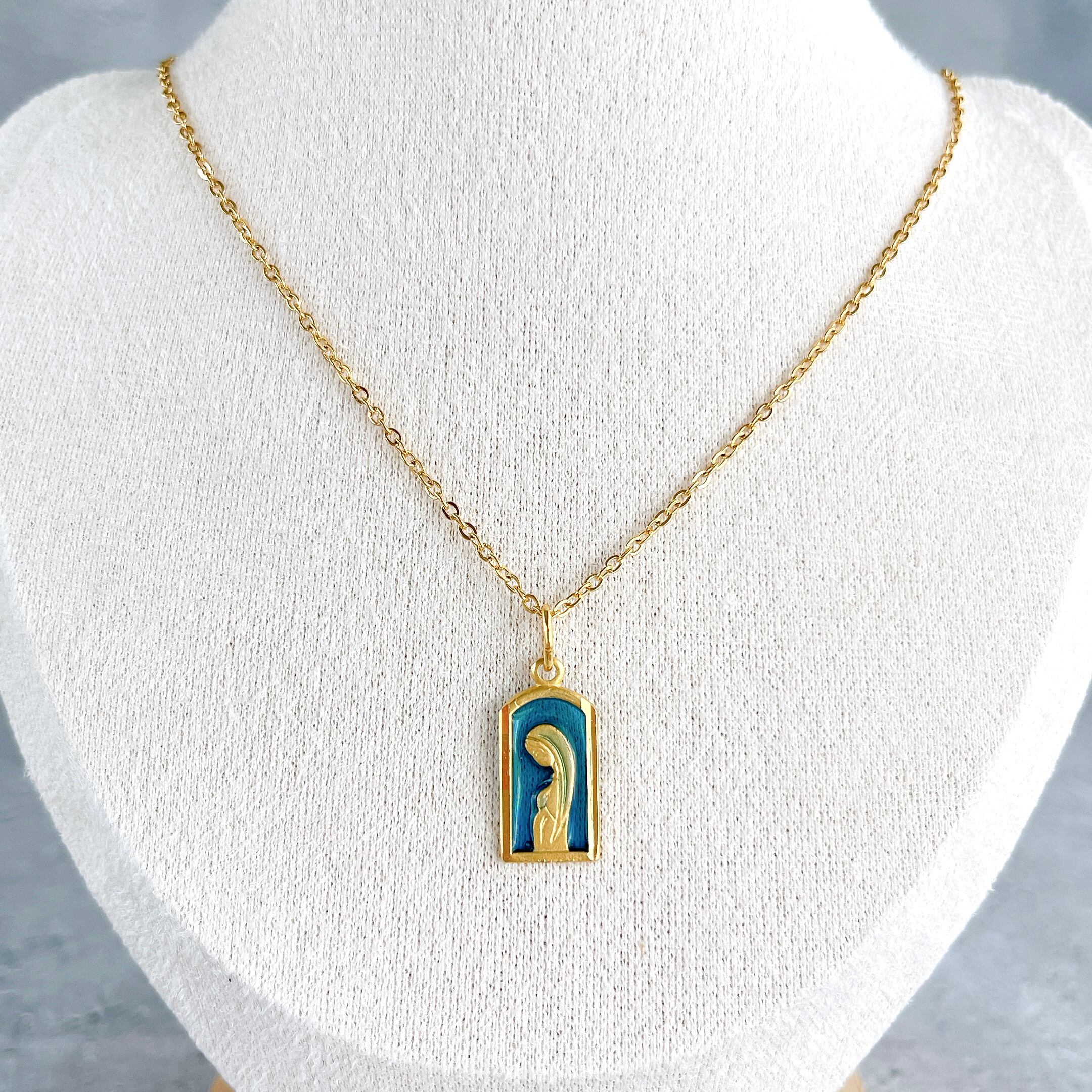 マリアネックレス 骨董品 縦1.5cm 程横8mm程 ネックレス長さ65cm 程