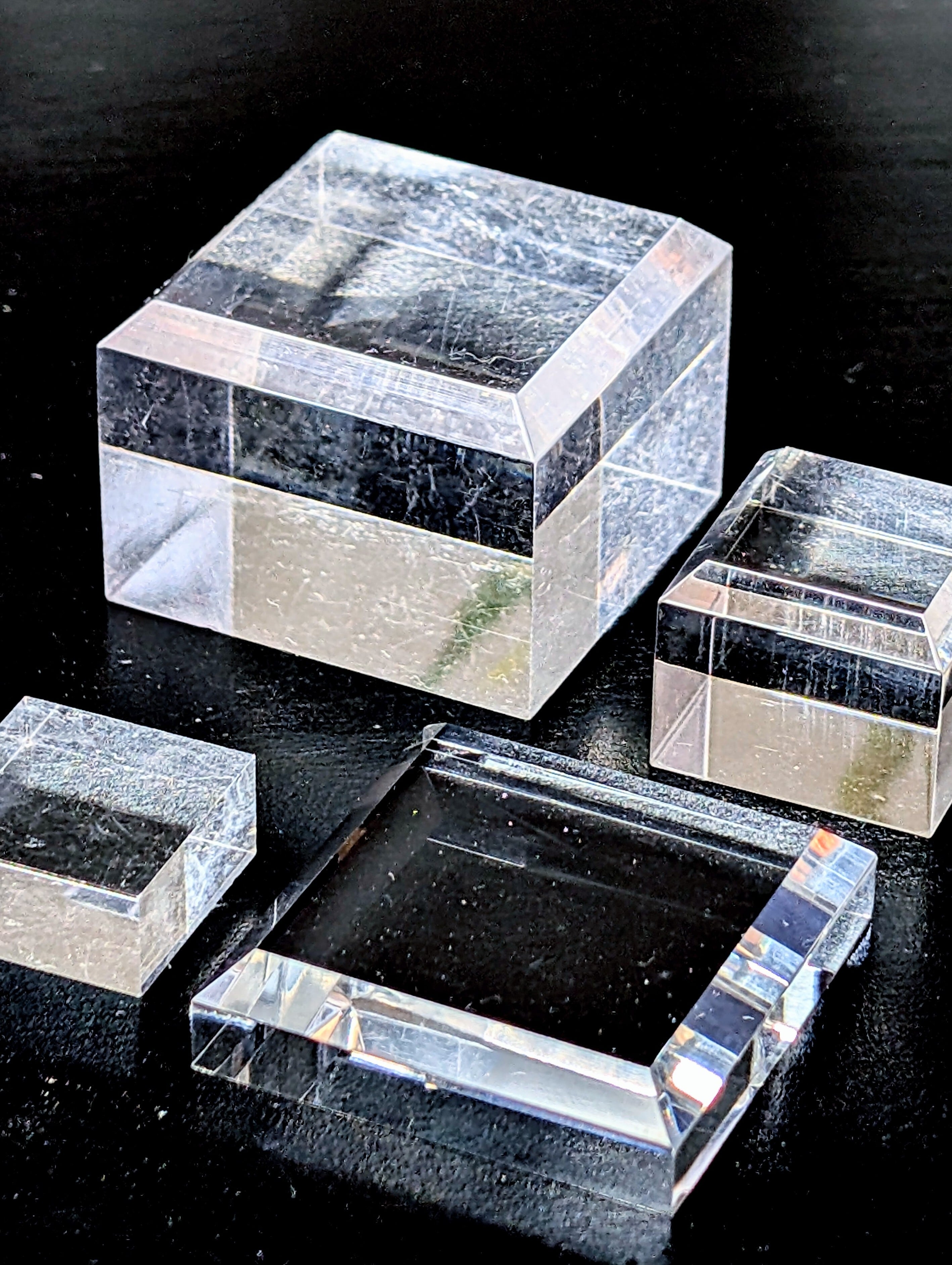 他商品ご購入者様限定】アクリル台座（エッジ有）40×40×20mm