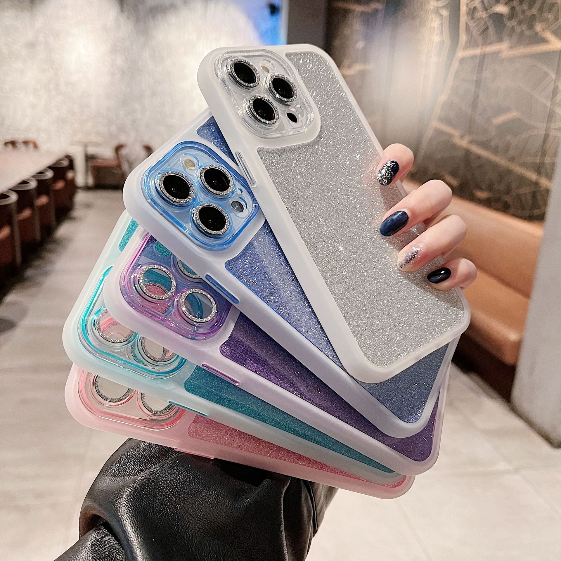 iPhone15対応】美しいカラークリアケース◎高級感 5色から選べる