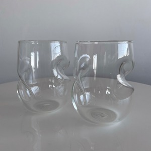 10s finger wavy glass
