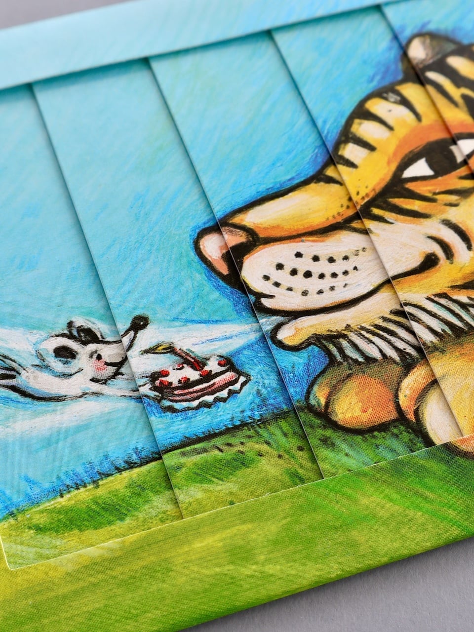 絵が変わるグリーティングカード 「トラの誕生日」 / Living Card