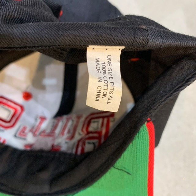 NBA シカゴブルズ 刺繍ロゴキャップ 帽子 ブラック フリーサイズ