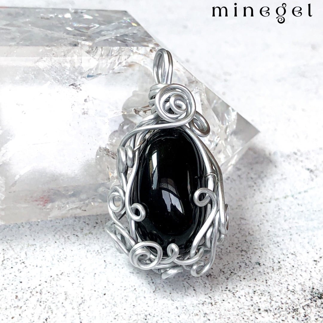 1点もの⭐️強力な魔除け⭐️黒水晶 モリオン ペンダントトップ