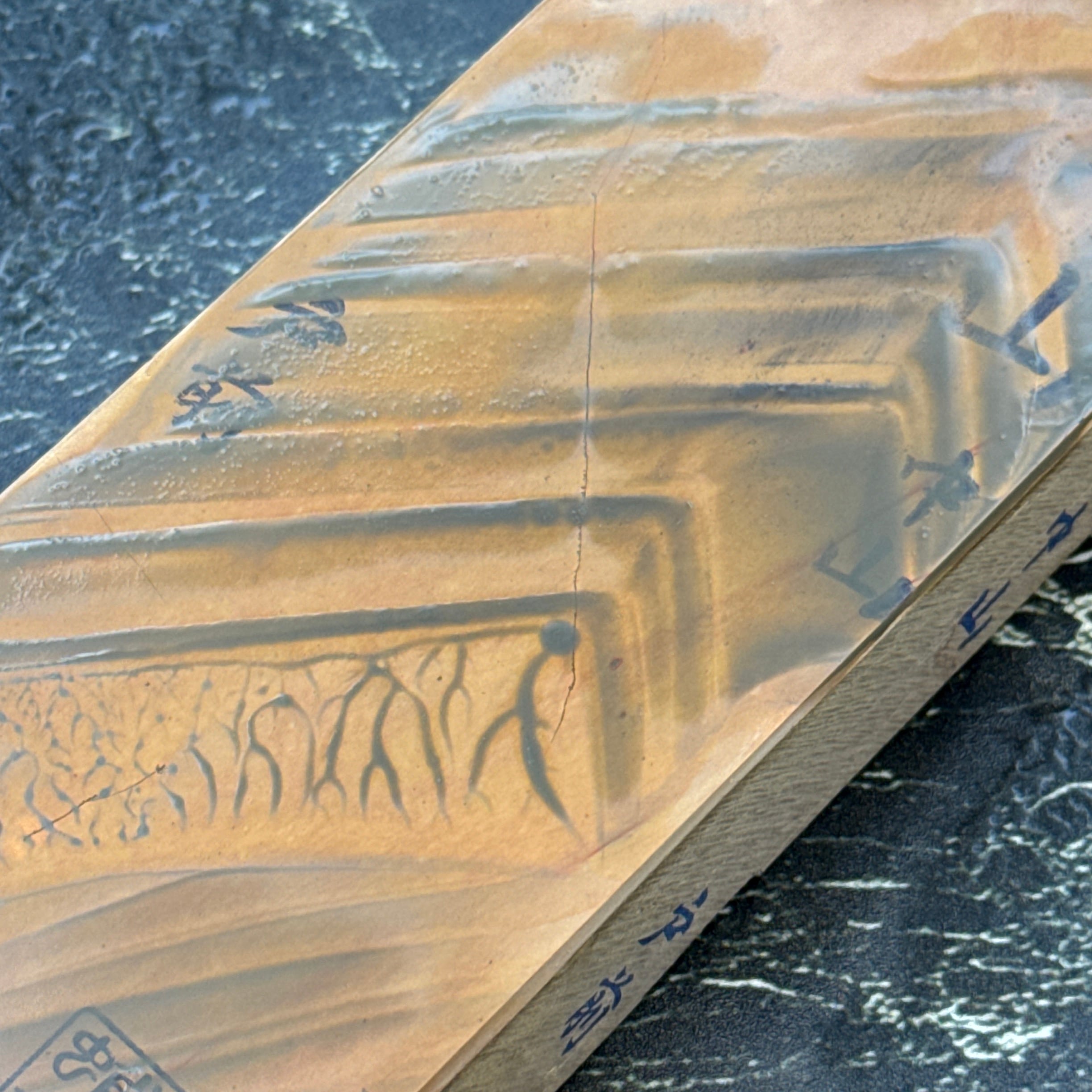 天然砥石 中世中山 戸前卵色 百切極上 598g No.475 | 京都天然砥石蛸一郎