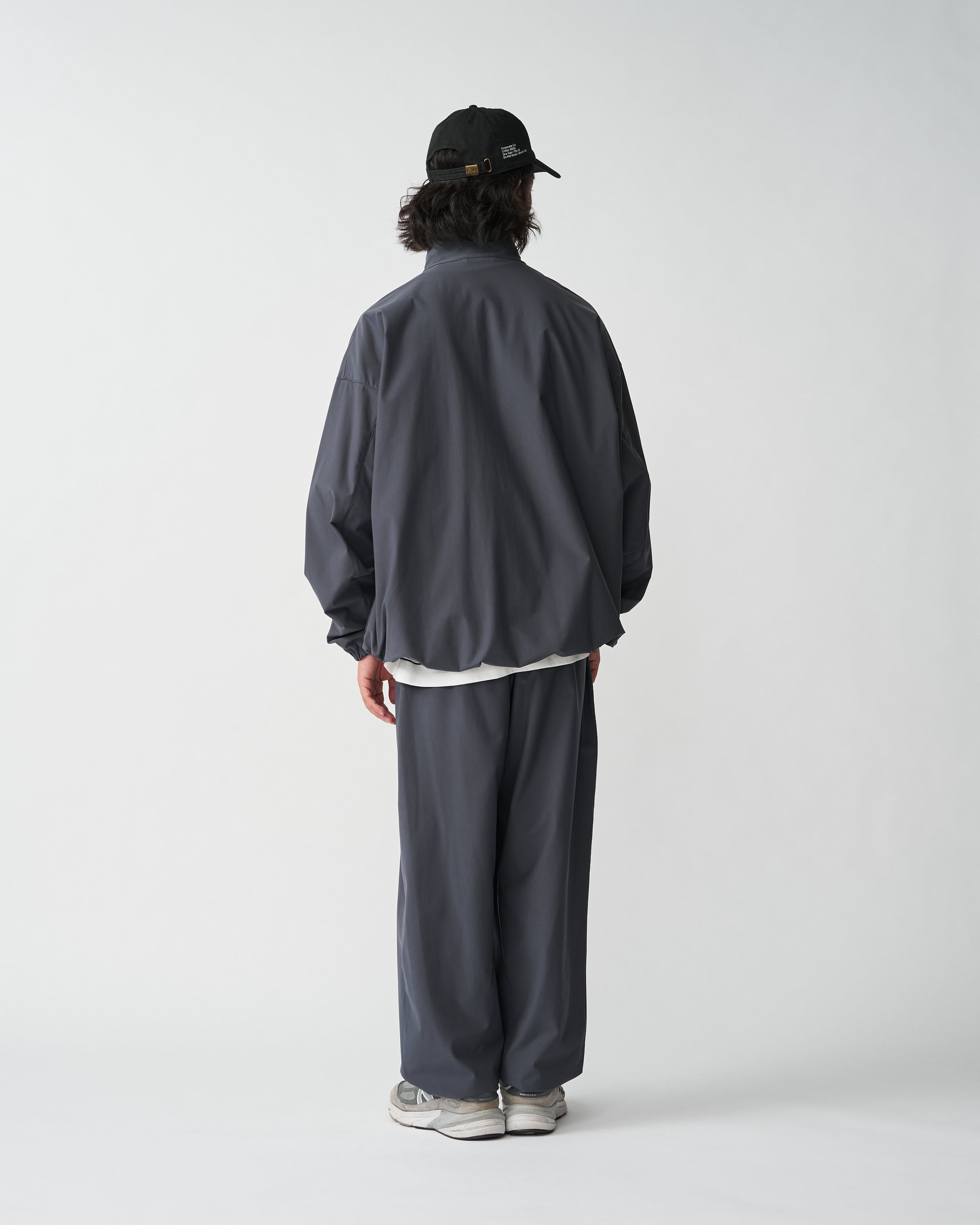 FreshService｜CORPORATE TRACK SUIT | 眠家オンラインストア