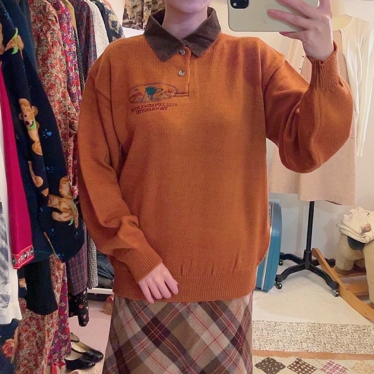 dog embroidery corduroy collar knit