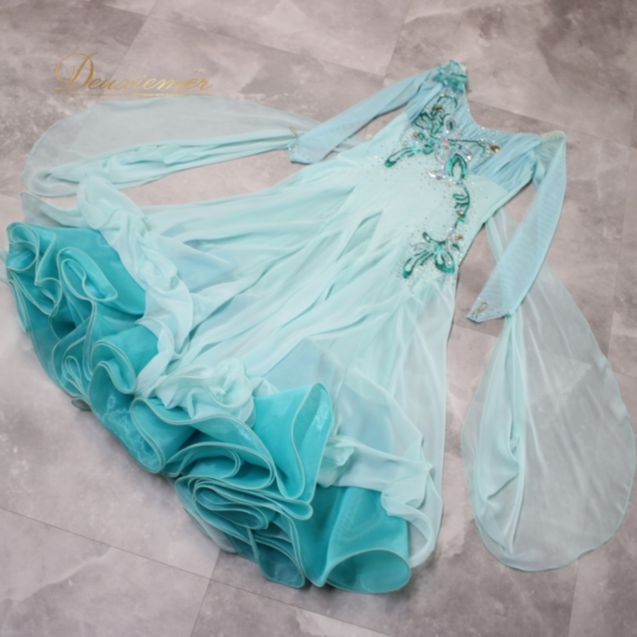 社交ダンス 衣装 スタンダード ドレス ワンピース パーティドレス Create-Sun クリエイトサン ライトブルー系 水色 レース 派手 発表会 ラインストーン フロート ふんわり広がる シルエット エレガント 夏用 高品質 伸縮性 発表会用 フェスティバル 洋服 レディース スマートカジュアル 動きやすい