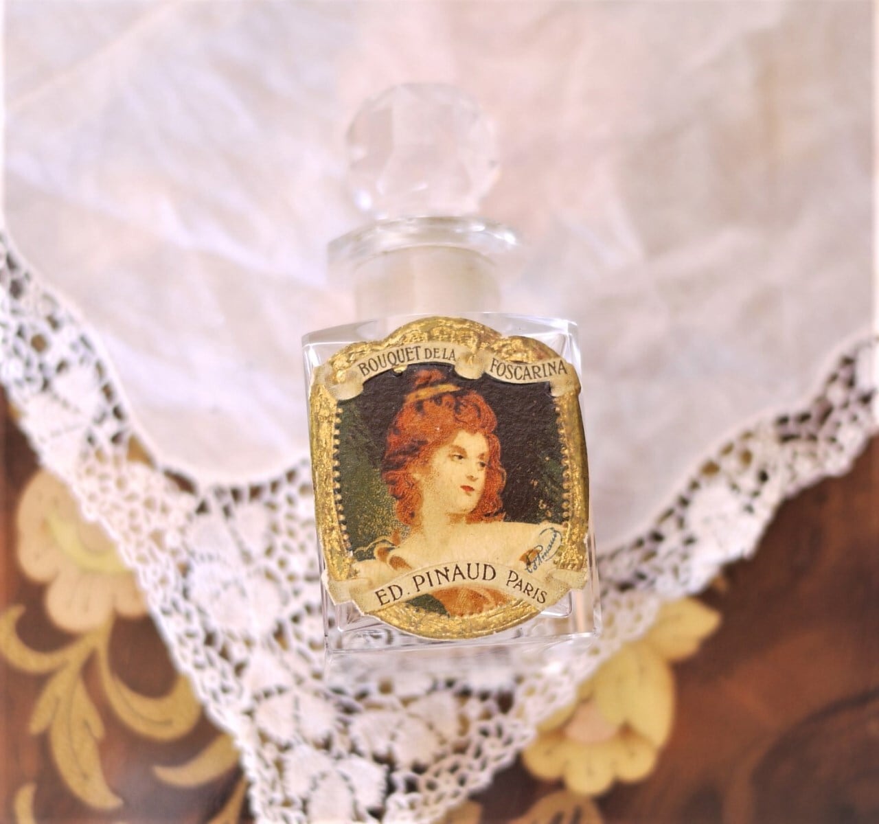 フランスアンティーク　ED.PINAUD　香水瓶　ボトル　19世紀　ブロカント Antique ED Pinaud French Paris Bottle for Perfume / Tonic / Barber