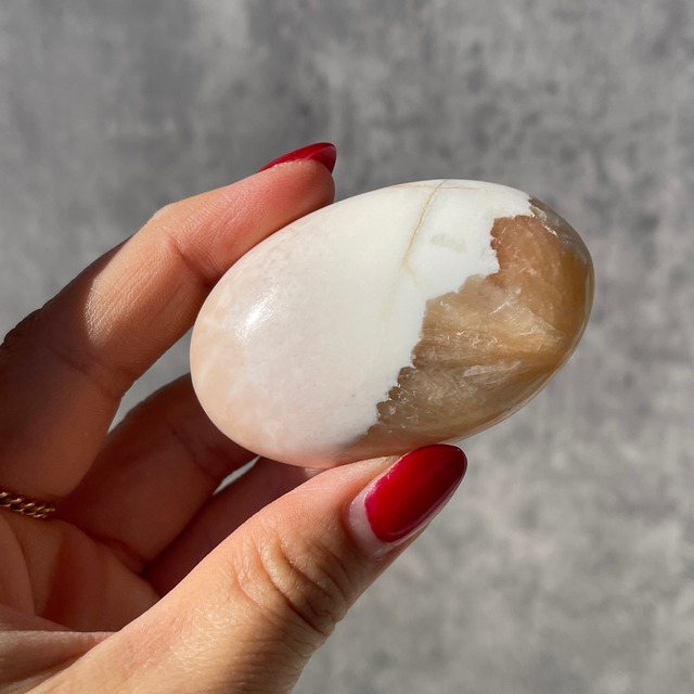 【スコレサイト×スティルバイト】パームストーン｜握り石｜鉱物 天然石 パワーストーン