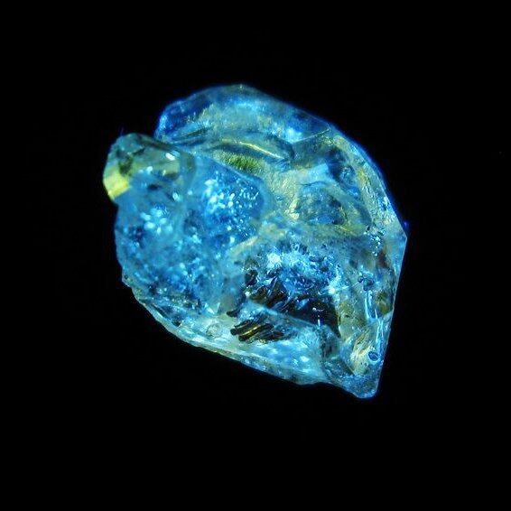 オイルインクォーツ 原石 石油入り 水晶 171-5050