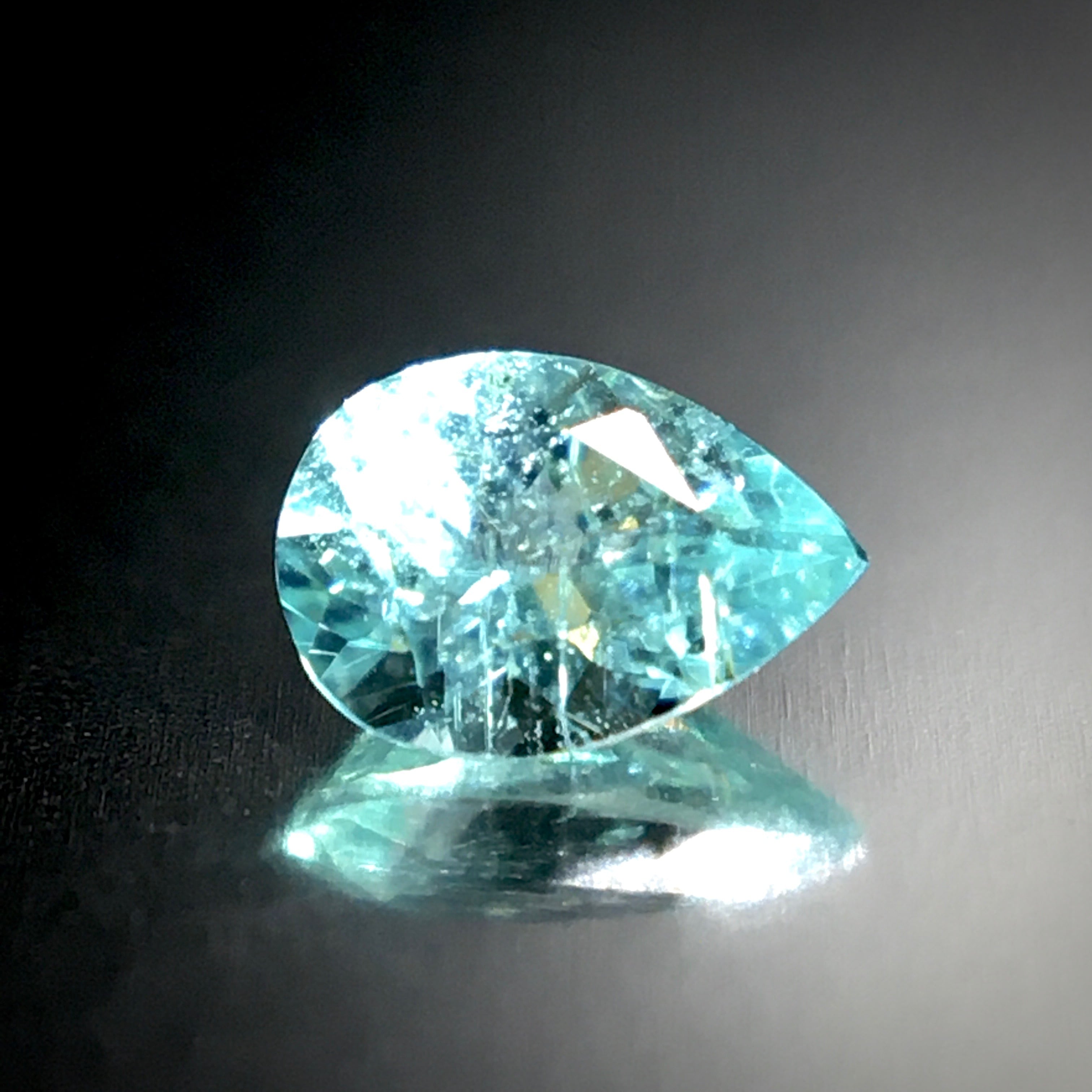 脳裏に焼き付く”ネオンブルー” 0. 09ct 天然 パライバトルマリン | Frederick’s Gems&Jewelry powered by  BASE