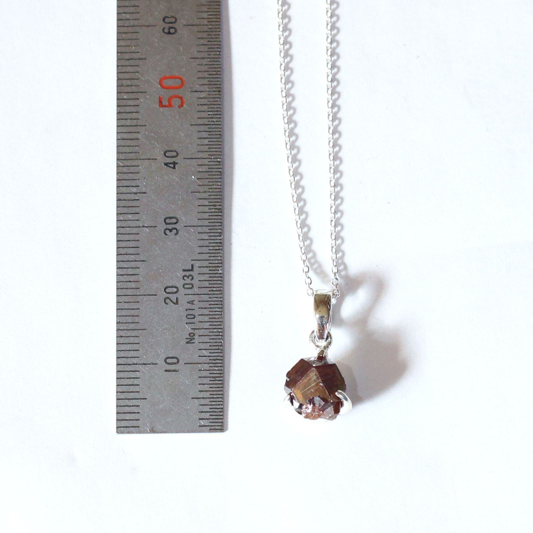 国産宝石》Sv925 レインボーガーネットペンダント 4.13ct | Atelier Ozaki