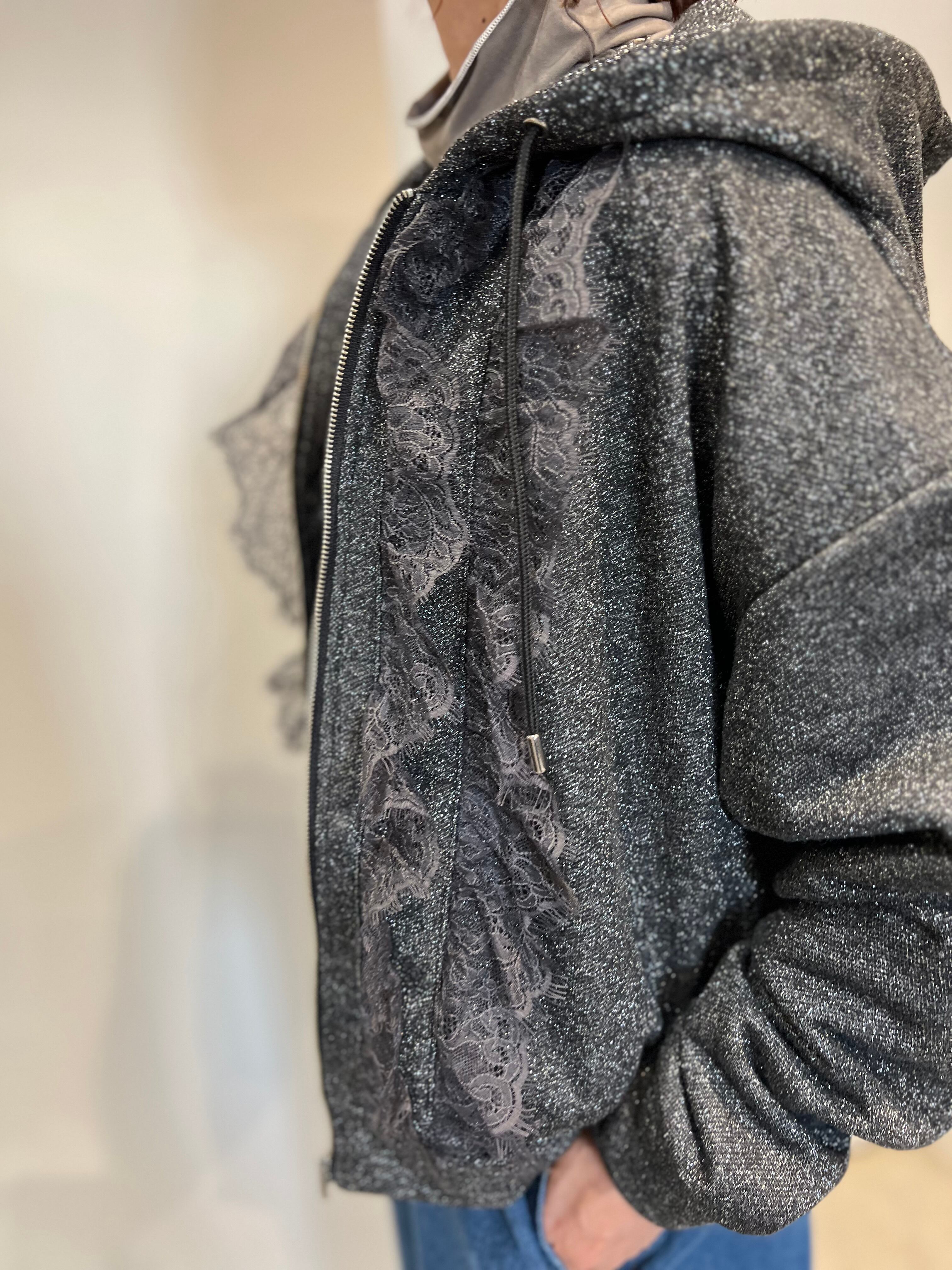 【SELECT】レースフリル装飾ラメパーカー