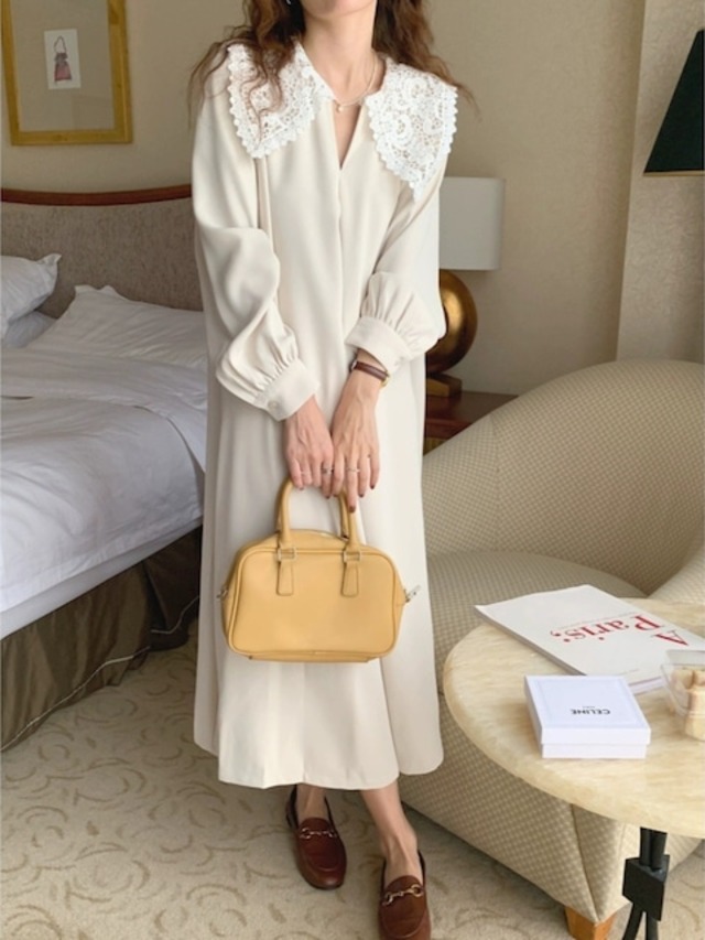 Large lace collar simple straight one piece  L0397