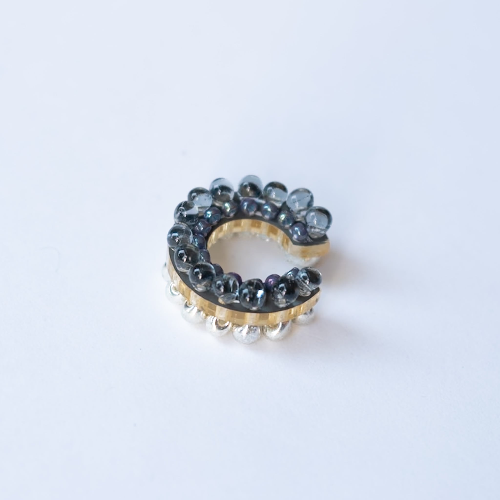 puzzle ring ear cuff bicolor [01]