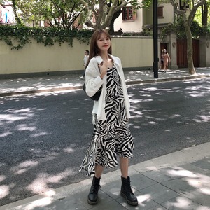 【韓国通販 dgo】zebra pattern camisole one-piece（A0347）