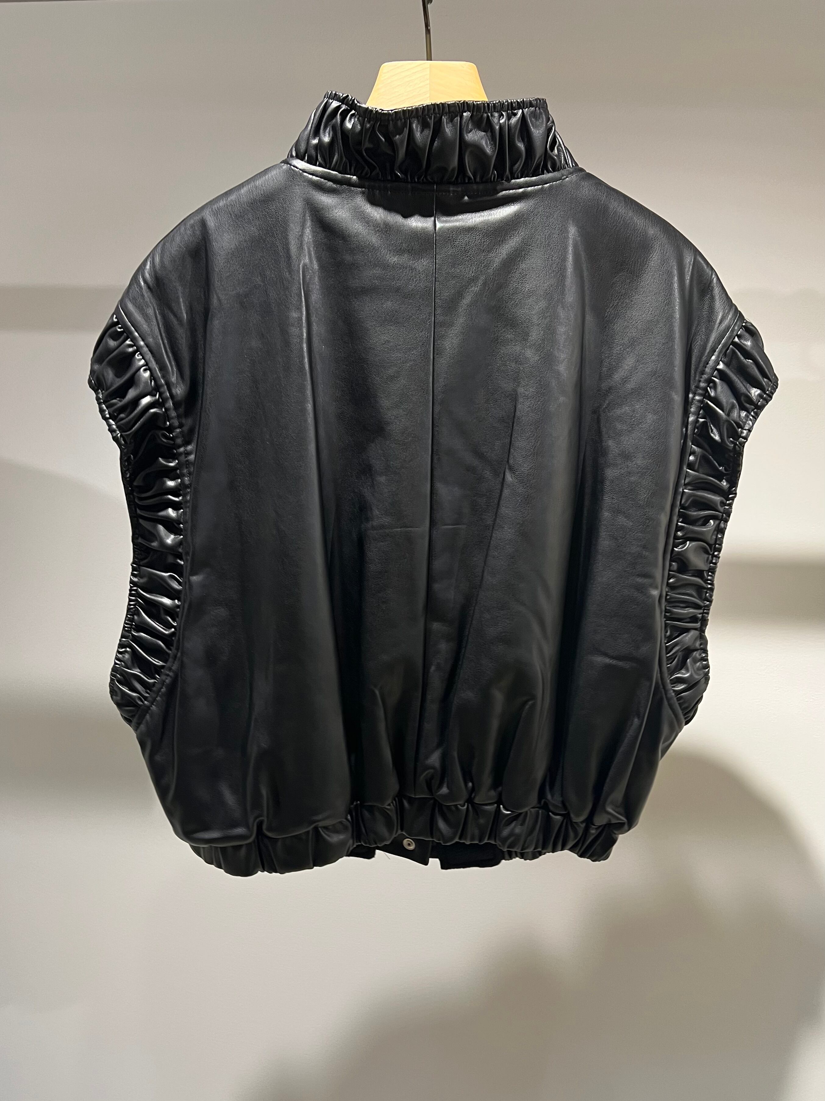23AW再入荷】 FUNIE TANAKA フミエタナカ / GATHER VEST | TRENT 