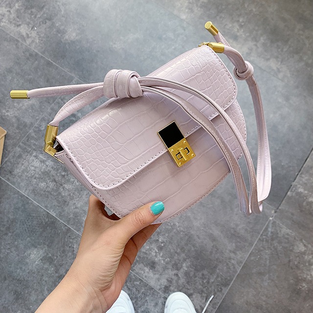 insスーパーファイアスモールバッグフィメール2020新しいトレンディなクロコダイルパターンクロスボディバッグファッション野生ショルダーサドルバッグ Tiancai_Wing_Bag0221855