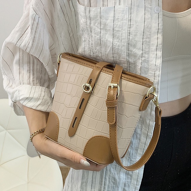 スタイルパターン メッセンジャーバッグ Tiancai_Wing_Bag51765823564