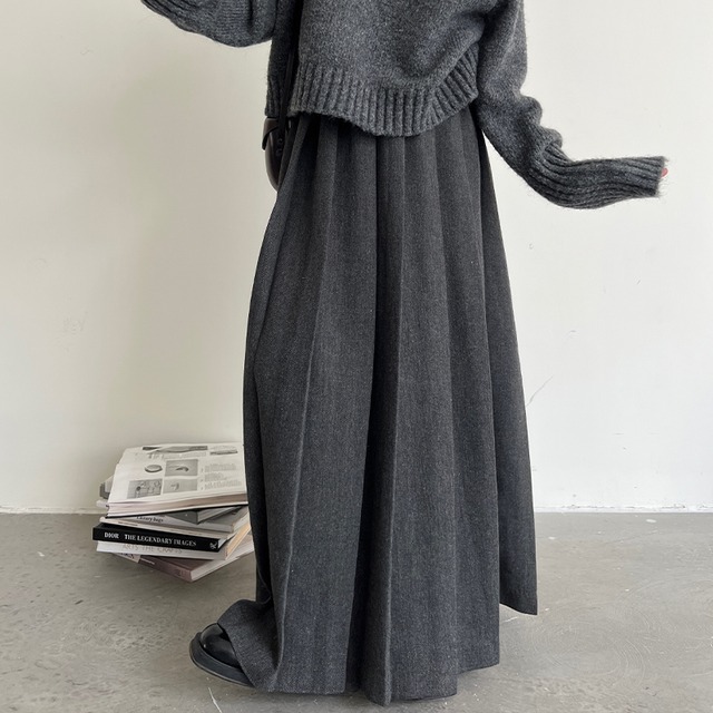long pleated skirt　10382