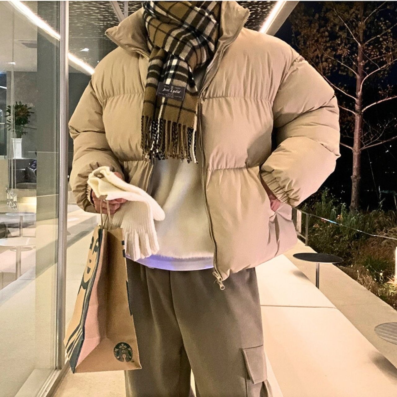 シンプルスタンドカラーパッドブルゾン　1010