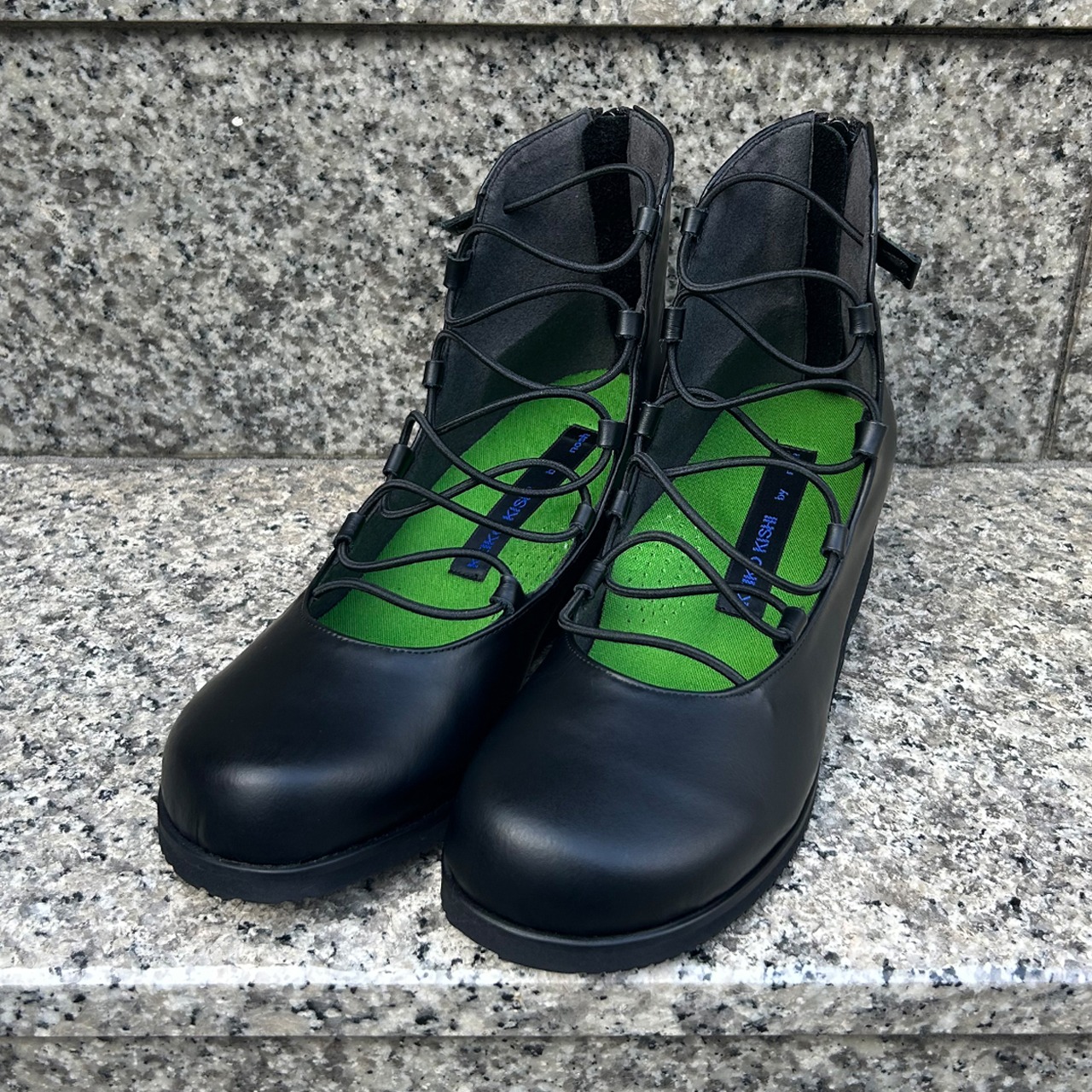 コードストラップフラットレザーシューズ【254-0401】