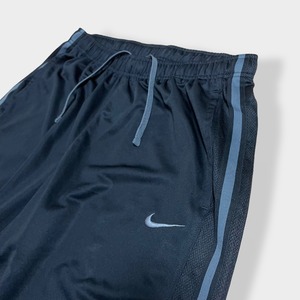 【NIKE】XL ビッグサイズ トラックパンツ TRACK PANTS ジャージパンツ ダボパン ジャージ下 スウッシュ 刺繍ロゴ ベンチレーション メッシュ 黒 ナイキ US古着