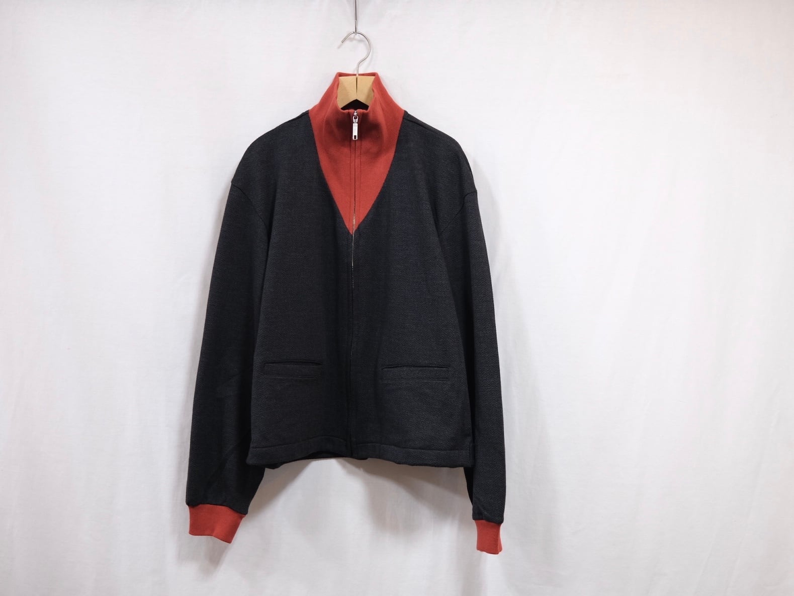 HOMELESS TAILOR”Zip JERSEY Charcoal/Orange” | Lapel online store
