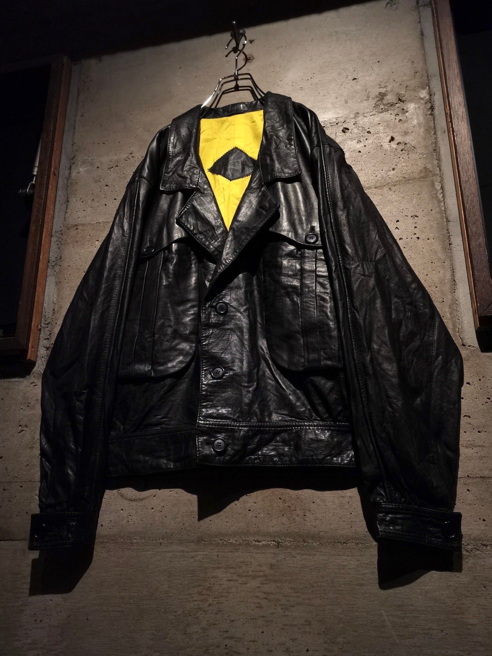 Caka】Black Color Vintage Short Length Leather Jacket | Caka(カカ