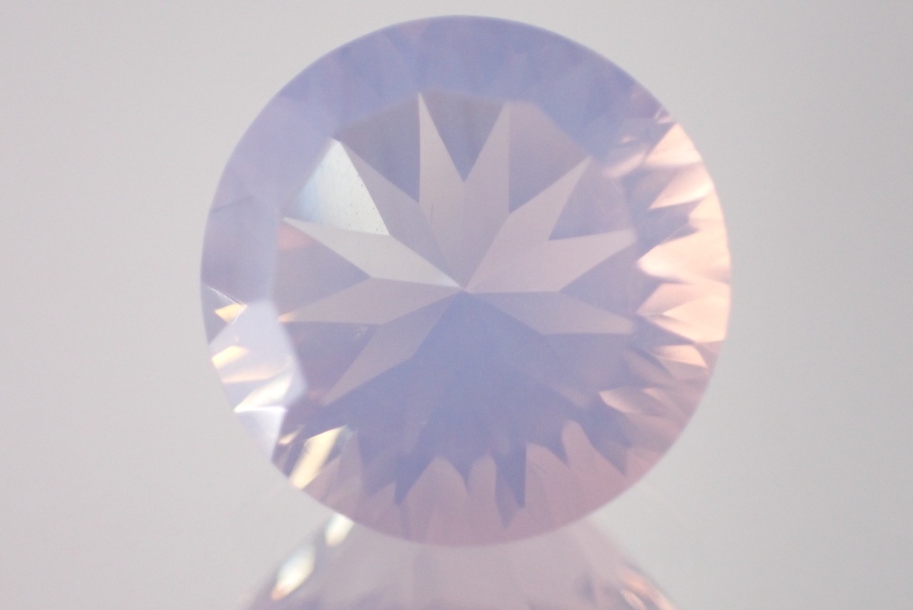スコロライト(コンケーブカット)　3.61ct　[C9‐57]