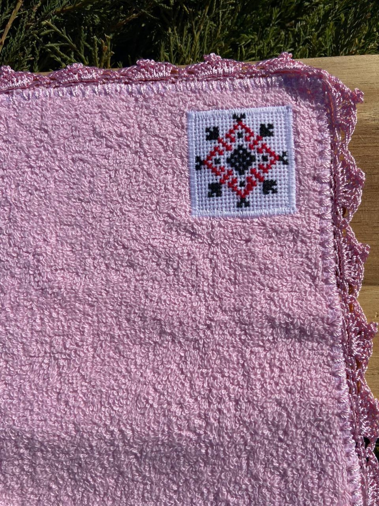 ウクライナ暗号手刺繍入りハンカチー手編みレース  自由　(Воля)　ハンドタオル - 2