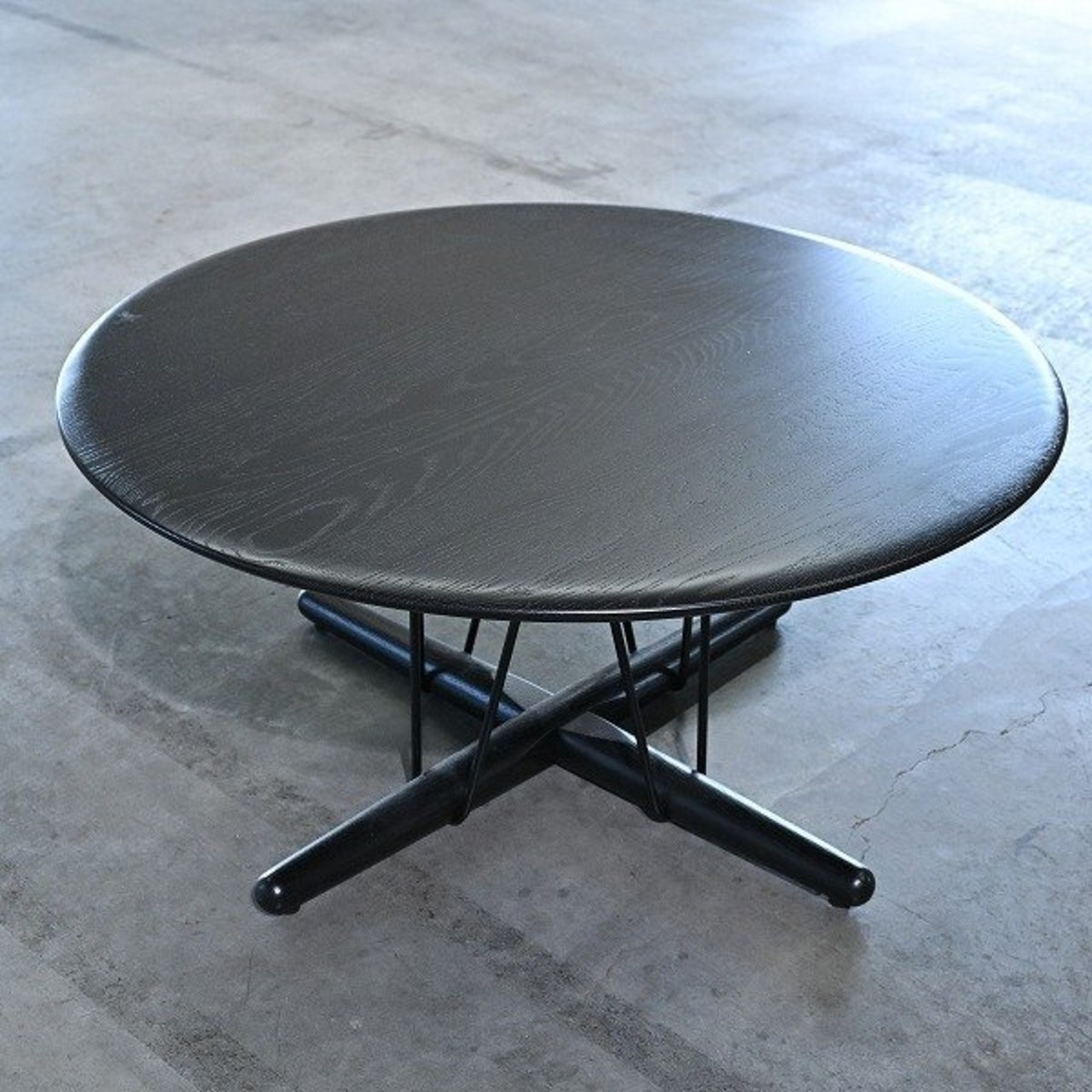 Carl Hansen & Son 35万「E021 Embrace」a ラウンジテーブル オーク材 EOOS エンブレイス カールハンセン＆サン センター デンマーク【中古家具/中古インテリア/USED家具ユーズド家具/リサイクル】