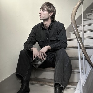 154AWA01　Leather long wallet 'all-studs' 2　ロングウォレット