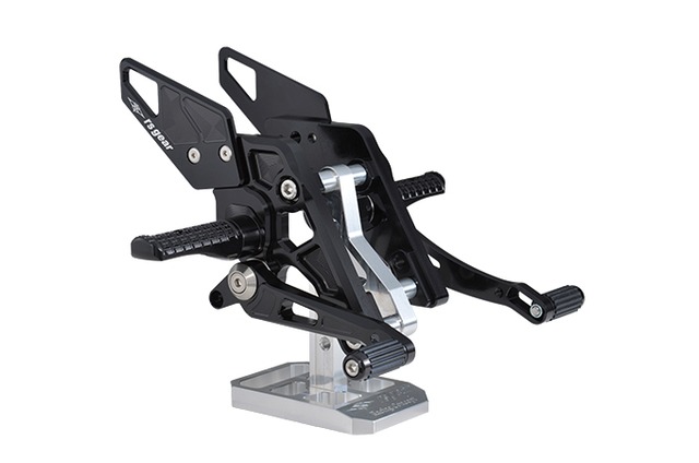 CB1300 SF/SB  ライディングステップ（ブラック）[AC01-0600-BK]