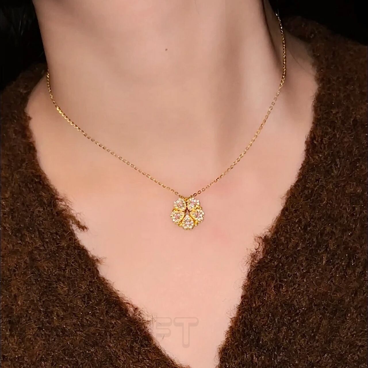 新品 Distorted flowers ネックレス あいみょん着用　花 新品 Distorted flowers ネックレス あいみょん着用 花