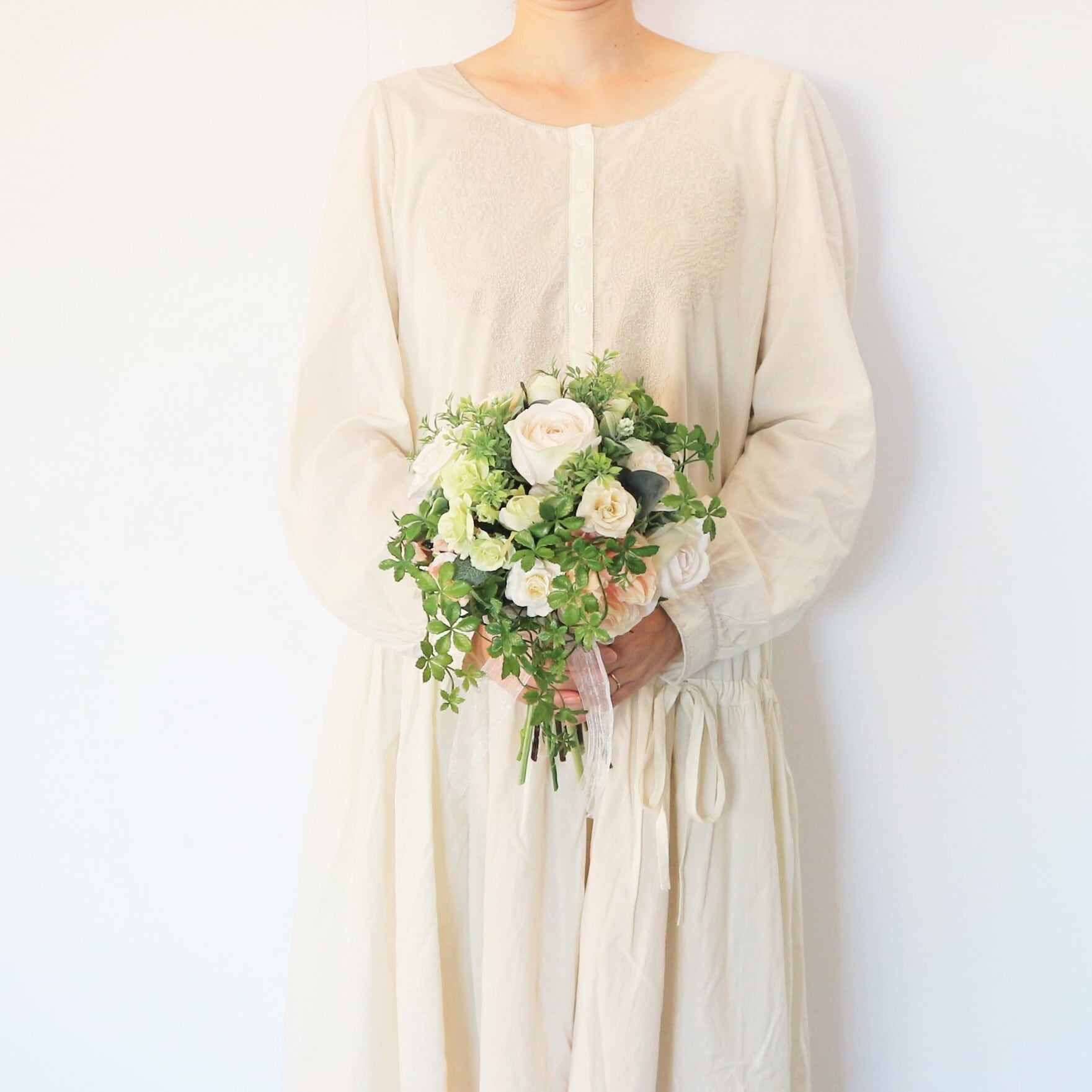 ローズとシュガーバインのブーケ＆ブートニアset | Luna et Lily