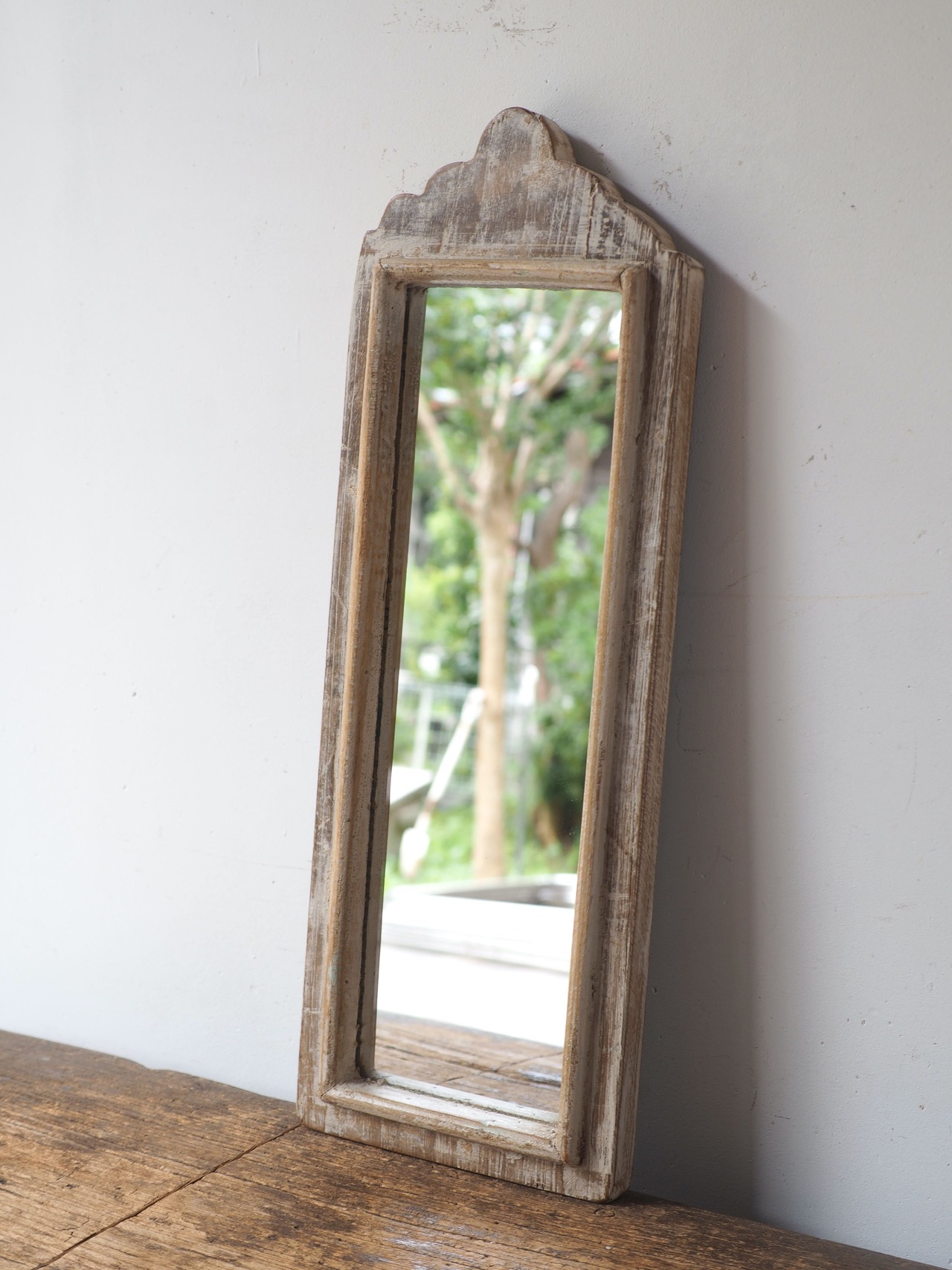 Mirror (M)細長