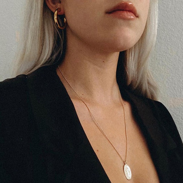 Chunky hoop pierce A00020