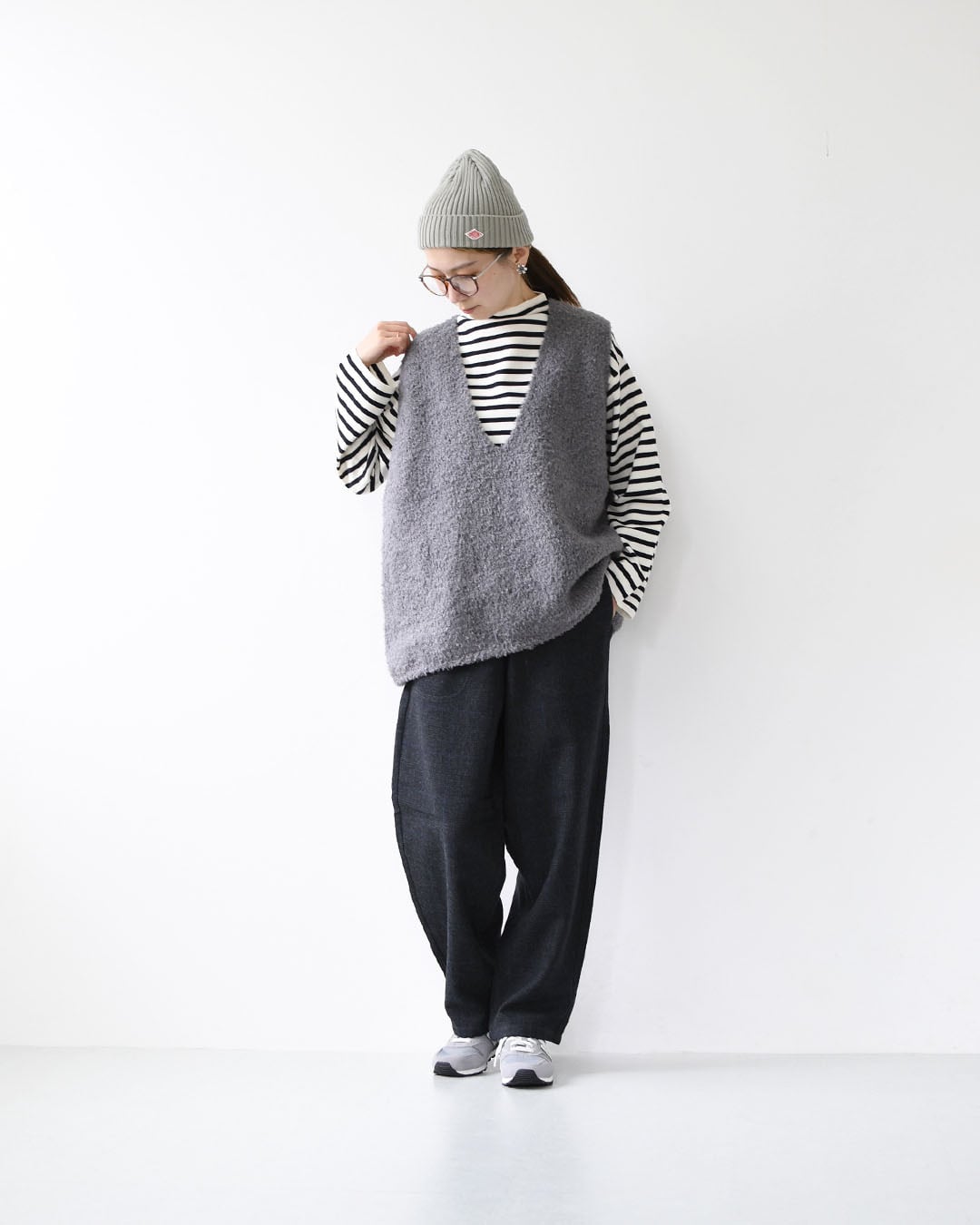 mizuiro ind [ミズイロ インド] hairly V neck vest [3-220095] へ