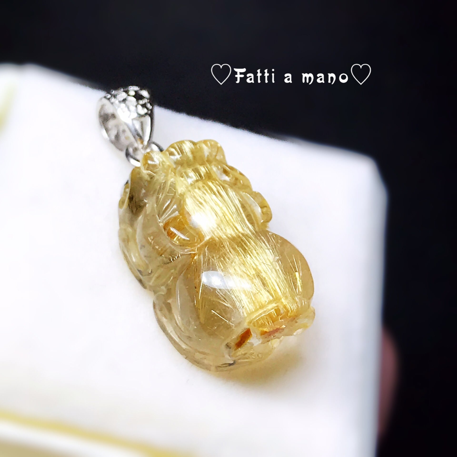 【金運、仕事運上昇】タイチンルチル貔貅⭐️ゴールド⭐️ R49 財運の象徴”ルチルクォーツの貔貅(ヒキュウ)を解説｜ルチルクォーツ