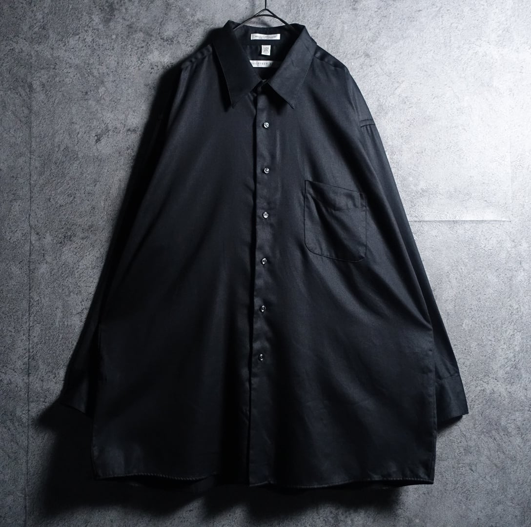 “GEOFFREY BEENE” Black Satin Dress Shirt