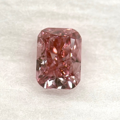 ダイヤモンド 0.089ct FANCY INTENSE PINK SI2 ファンシーシェイプ