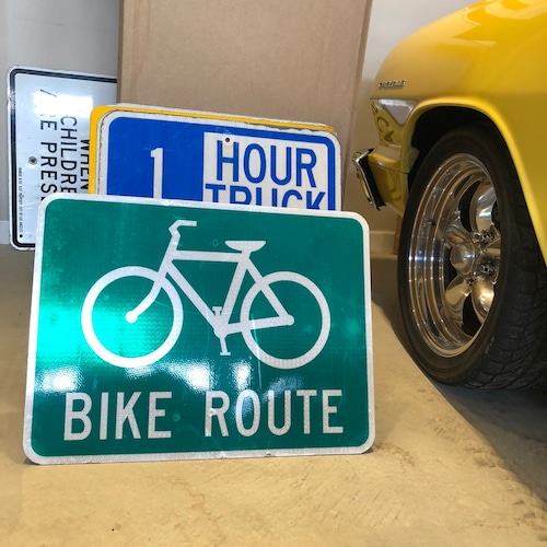 Bike Route 1　アメリカンロードサイン　トラフィックサイン　道路標識
