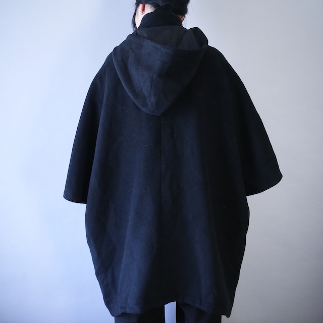 "刺繍×鶴" over silhouette hoodie poncho coat