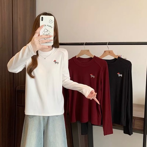 3色／エンブロイダリークルーネックロンT ・74730