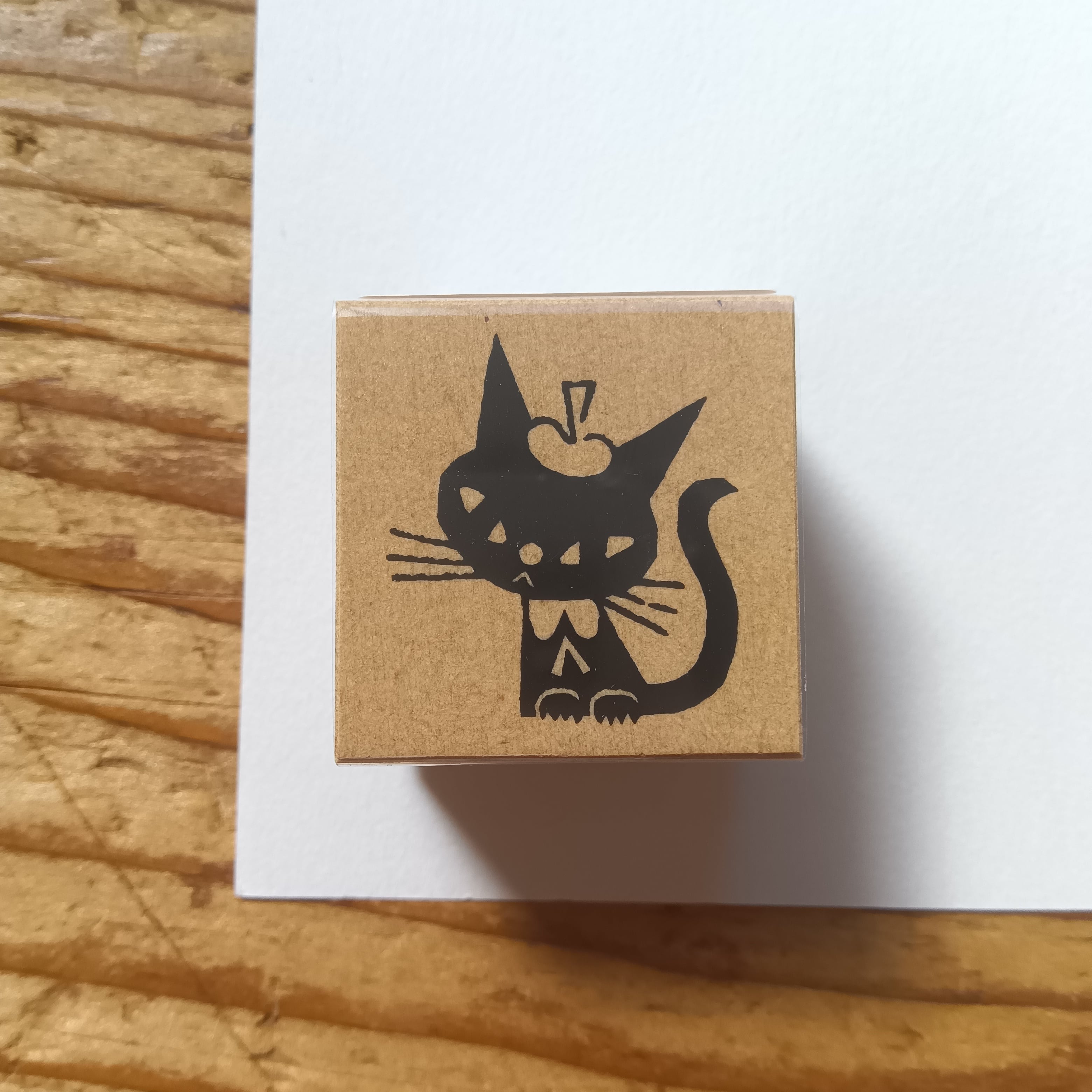 黒ねこ意匠 | POLKA