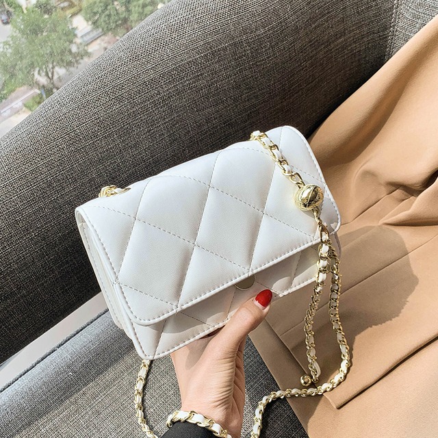 小さなバッグ2020の女性の人気の新しい流行のファッションチェーンショルダーメッセンジャーバッグネット有名人野生の小さな正方形のバッグの感覚 Tiancai_Wing_Bag3715644