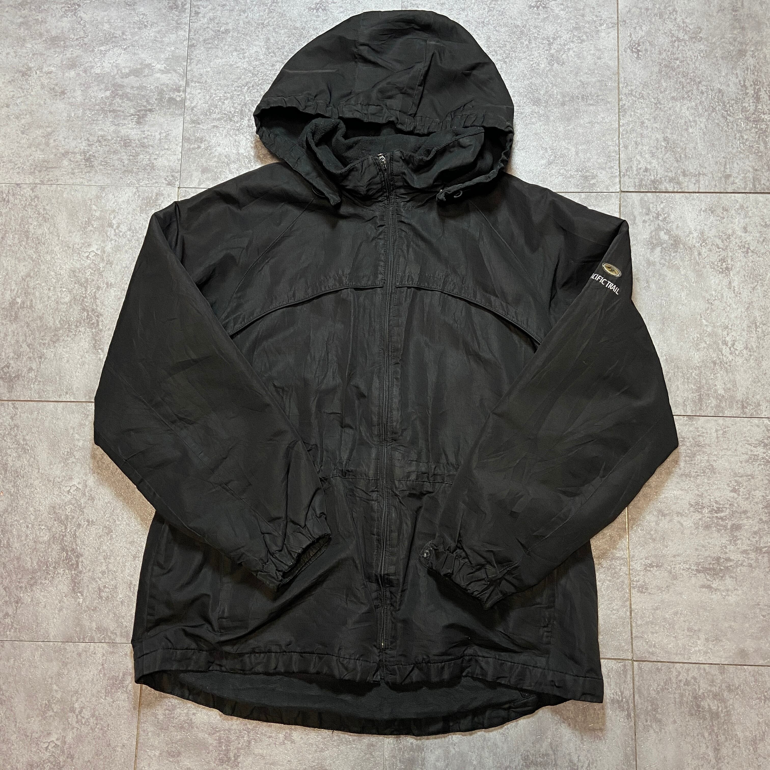 専用STARBUCKS NYLON JACKET（スターバックス ナイロンジャケット