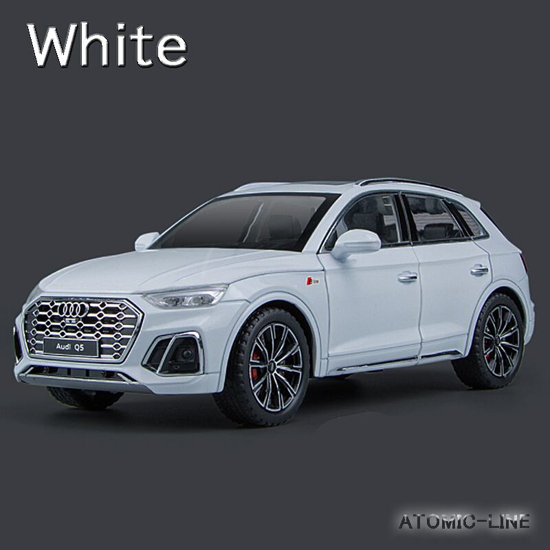 アウディ Q5 1/24 ミニカー 全4色 ライト点灯 エンジンサウンド 合金