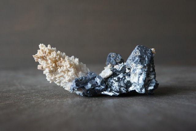 希少形状カルサイト/ガレナ  Calcite/Galena 1074